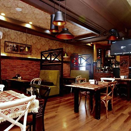 Antika Hotel Batumi Luaran gambar