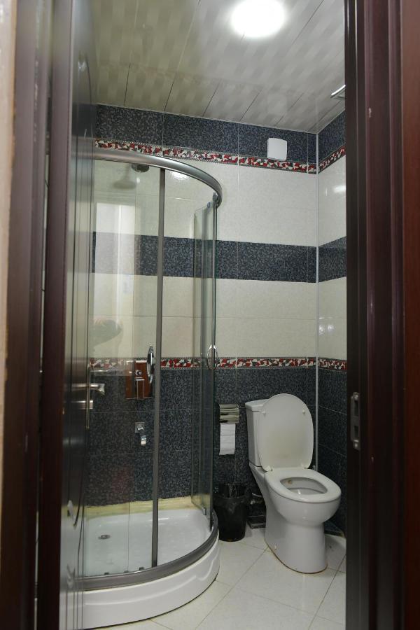 Antika Hotel Batumi Luaran gambar