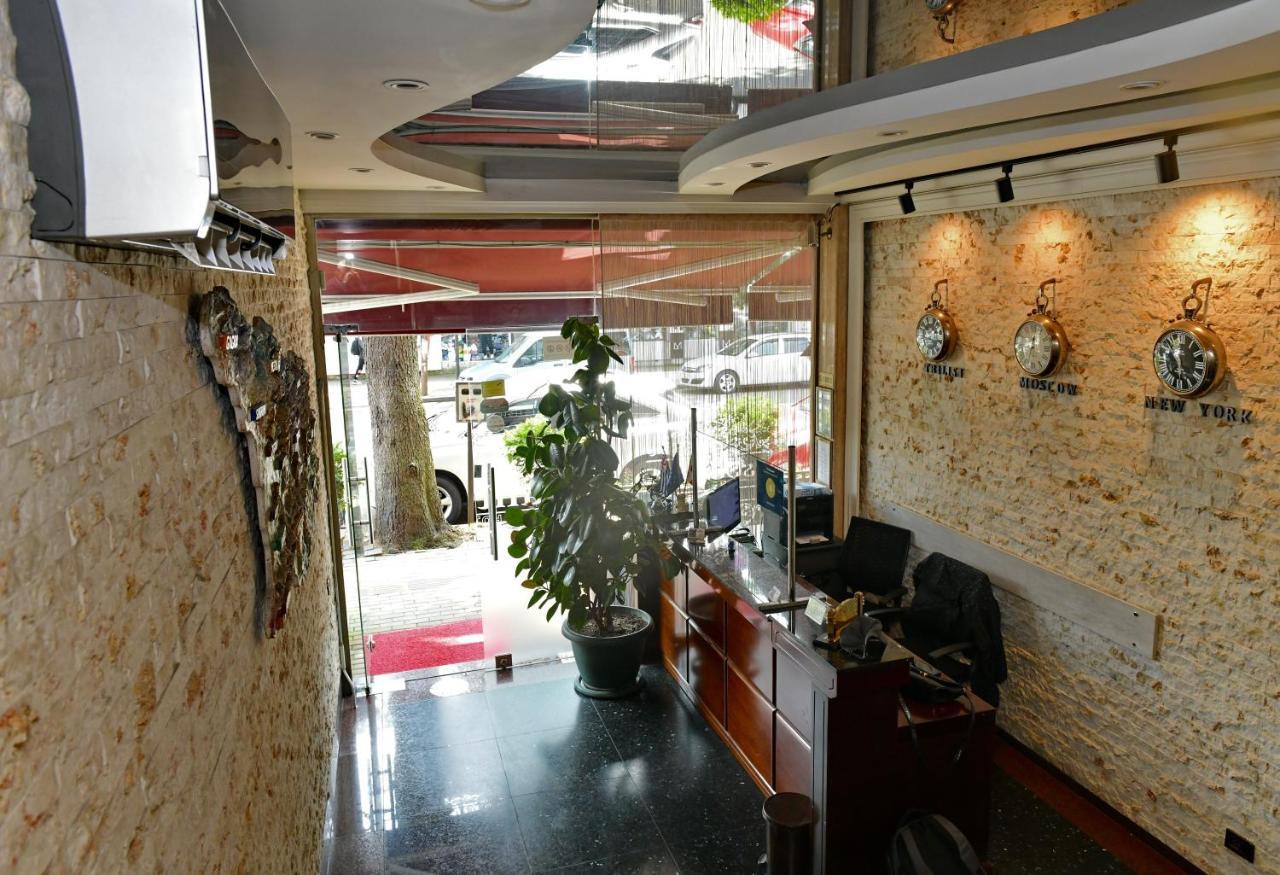Antika Hotel Batumi Luaran gambar