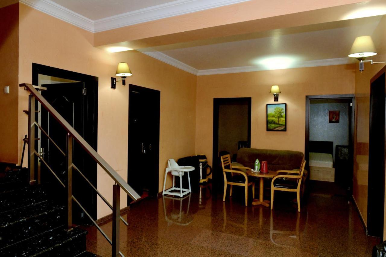 Antika Hotel Batumi Luaran gambar