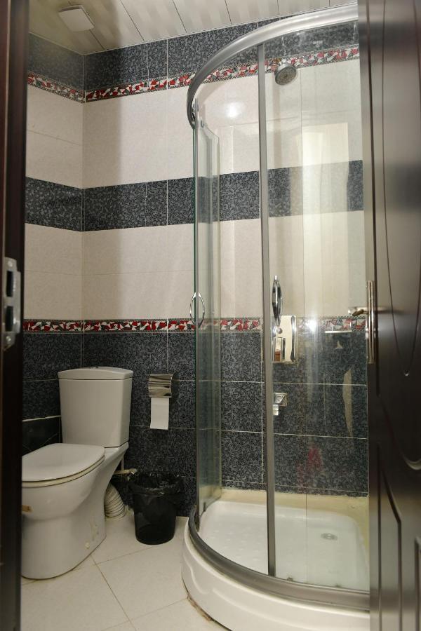 Antika Hotel Batumi Luaran gambar