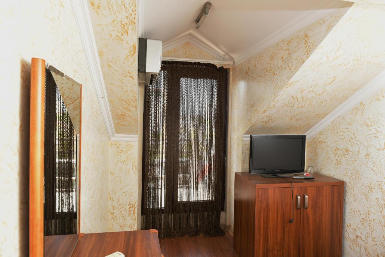 Antika Hotel Batumi Luaran gambar