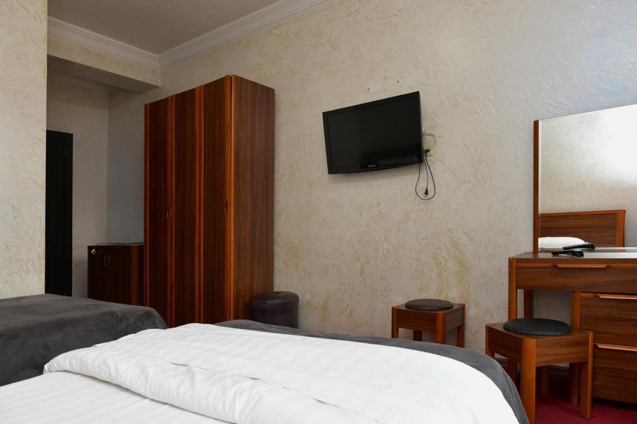 Antika Hotel Batumi Luaran gambar